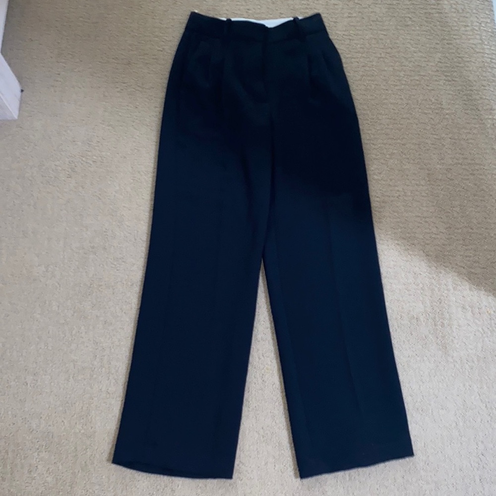 Aritzia effortless pants